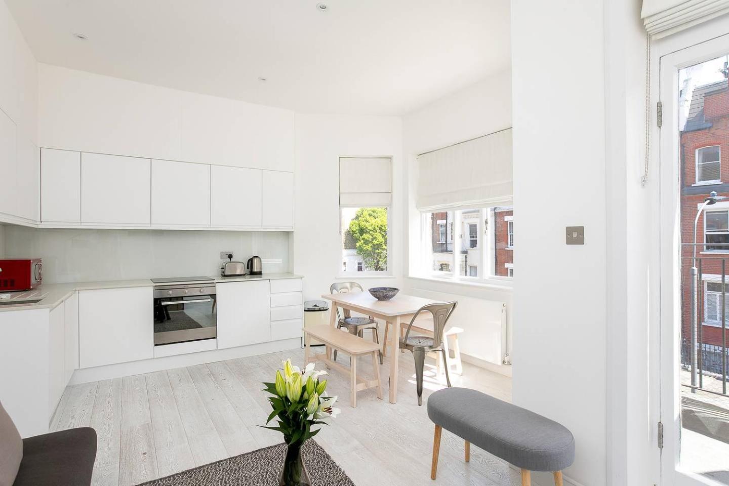Guestready - West Kensington Home W/Balcony Londres Exterior foto